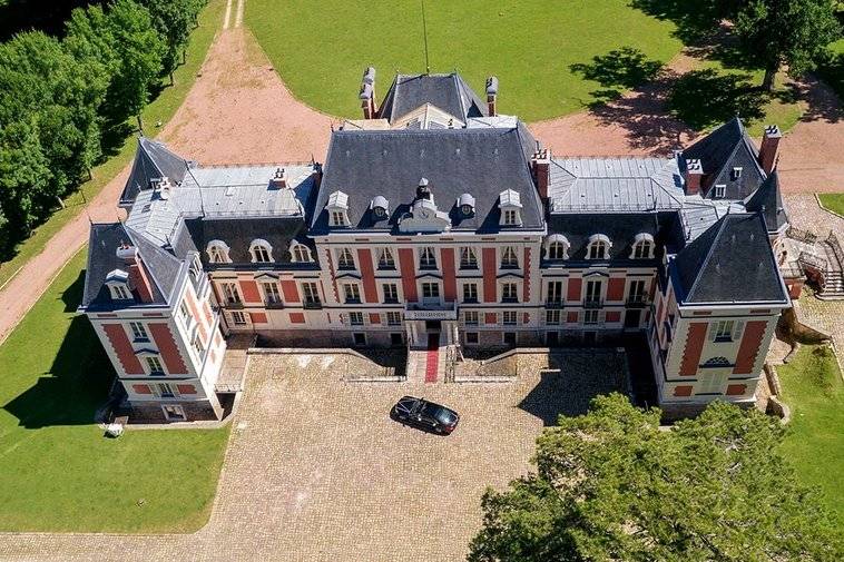 LE CHÂTEAU DU MONCEAU